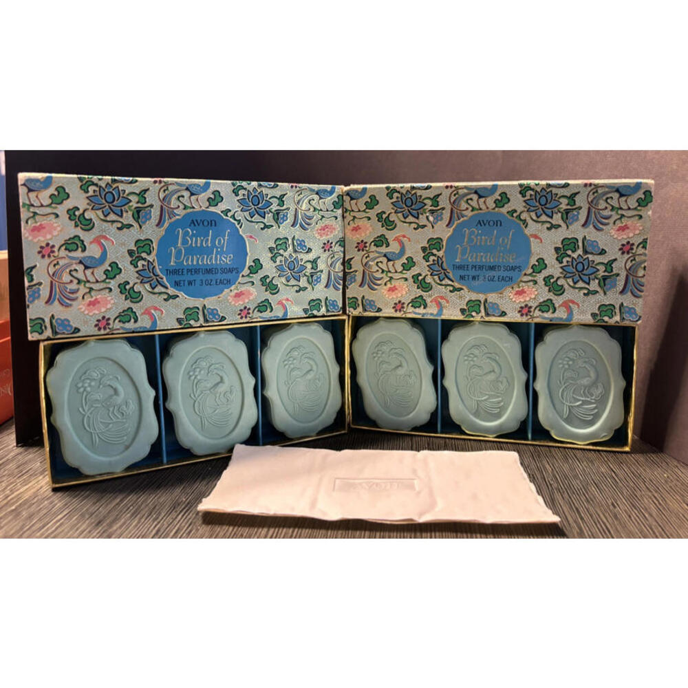 Vintage 1969 Avon Bird of Paradise 6 Perfumed Soaps 2 Original Boxes 3oz